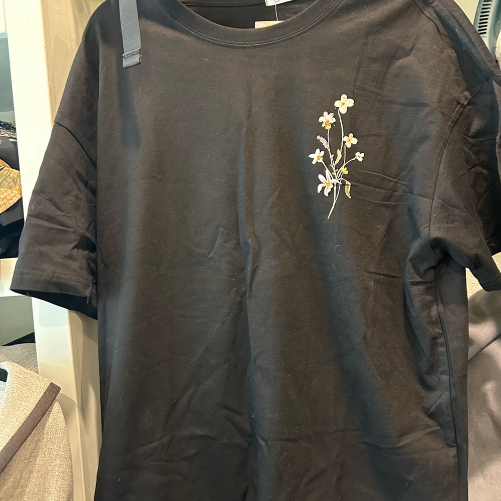 Floral Black Short Sleeve Tee